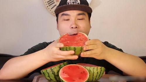 吃瓜视频很搞笑,笑料横生！吃瓜视频带你领略欢乐时光