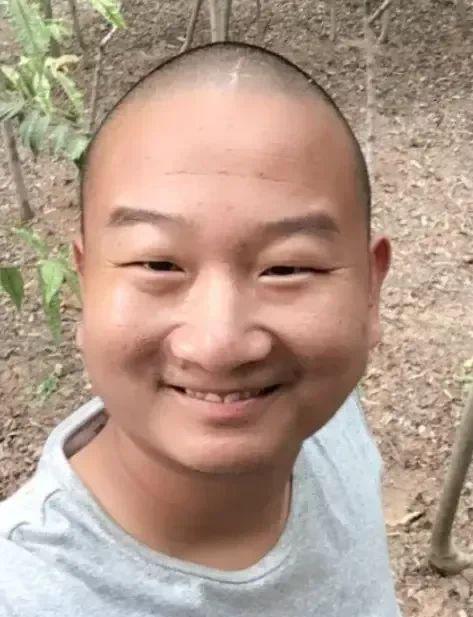 富贵哥和秃崽吃瓜视频,揭秘吃瓜视频背后的趣味与真相