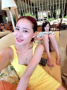 三亚小妖精吃瓜视频,揭秘网红幕后生活