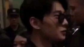 吃瓜最新事件杨洋视频,吃瓜群众围观娱乐圈新动态