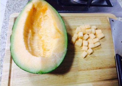 老爷子吃哈密瓜视频大全,视频大全回顾