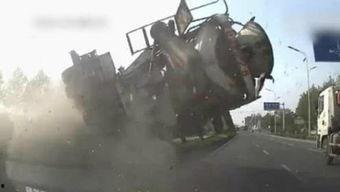 恐怖吃瓜最新视频,惊悚揭秘！恐怖吃瓜最新视频带你领略惊悚瞬间